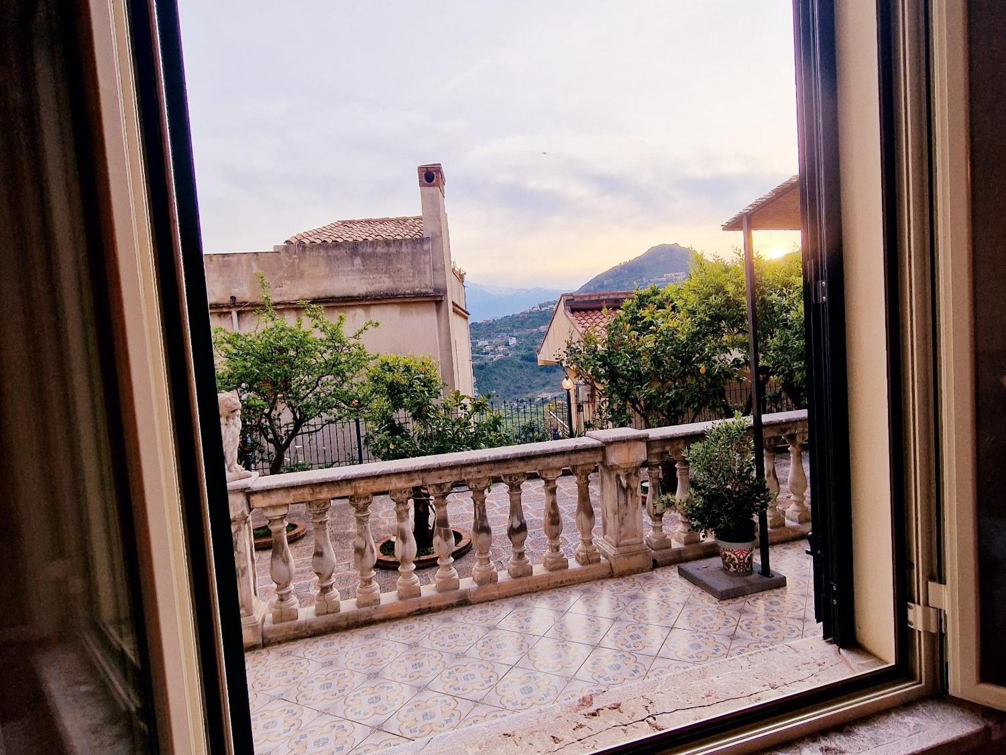 Donna Rosa - Your Home In Taormina Bagian luar foto